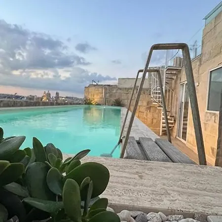 Habitación en casa particular Beautiful Location Rooftop Pool Sea View! *